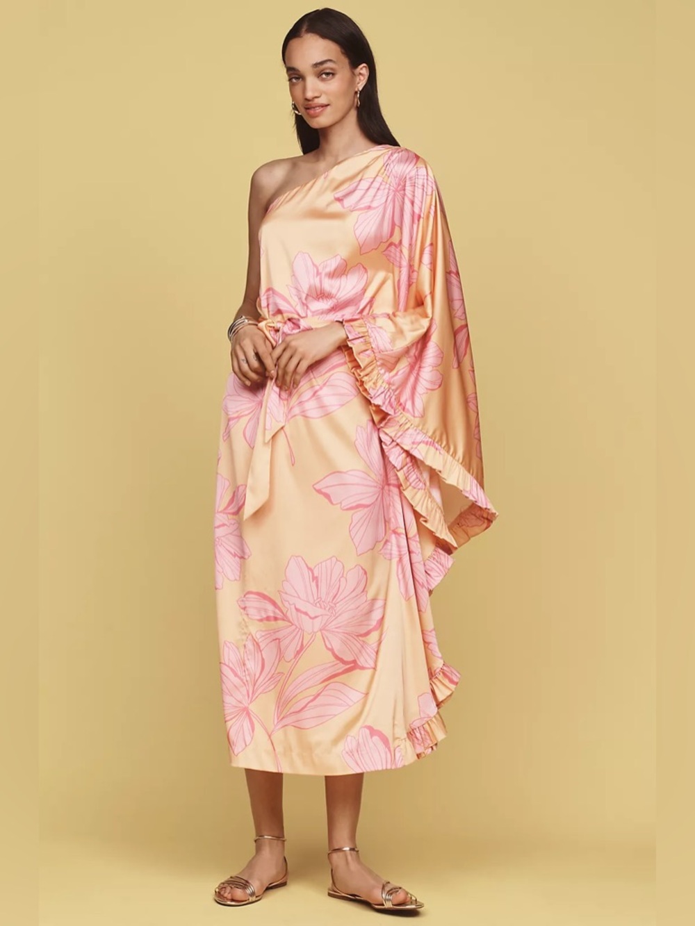 Hutch
Morgan One-Sleeve Tie-Waist Midi Dress - Picture 17 of 17